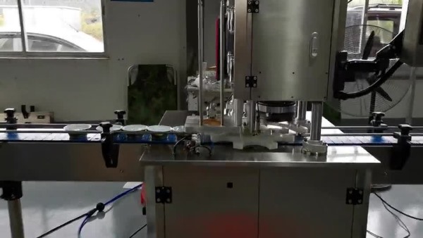 小金碗罐全自動(dòng)封罐機(jī)