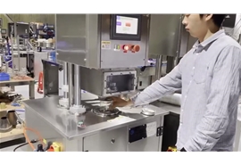 全自動(dòng)抽真空充氮封罐機(jī) 